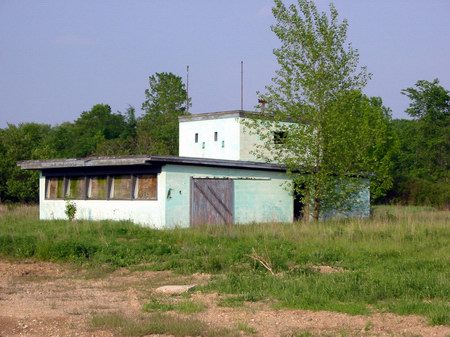 Maple City Drive-In Theatre - Concession And Projection - Photo From Water Winter Wonderland (newer photo)